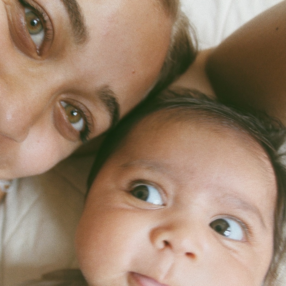 Meet your Posher, Iris